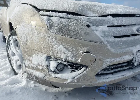 2010 Ford Fusion Se z USA, uszkodzony, nr VIN 3FAHP0HG0AR336352